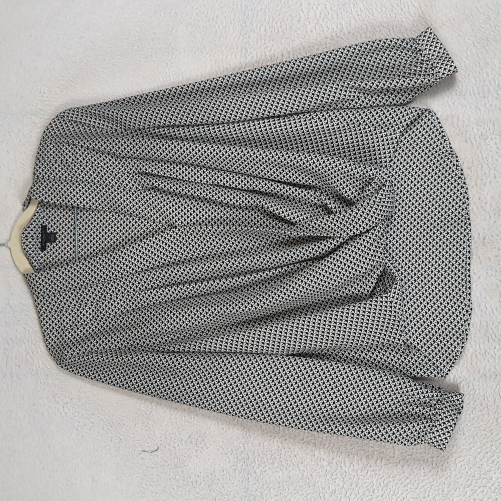 Ann Taylor Black and White Patterned Long Sleeve Blouse Size S